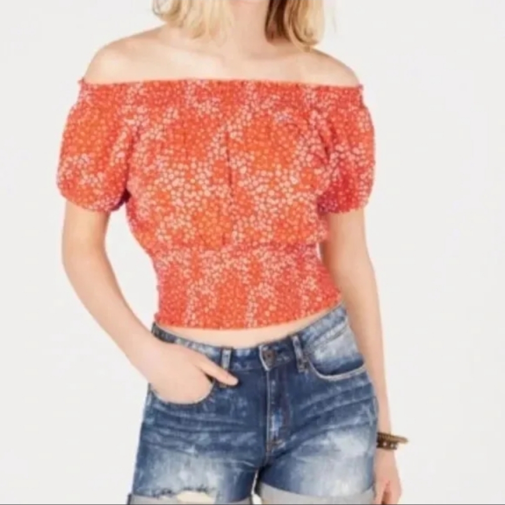 SELFIE- Flower Off The Shoulder Top-M